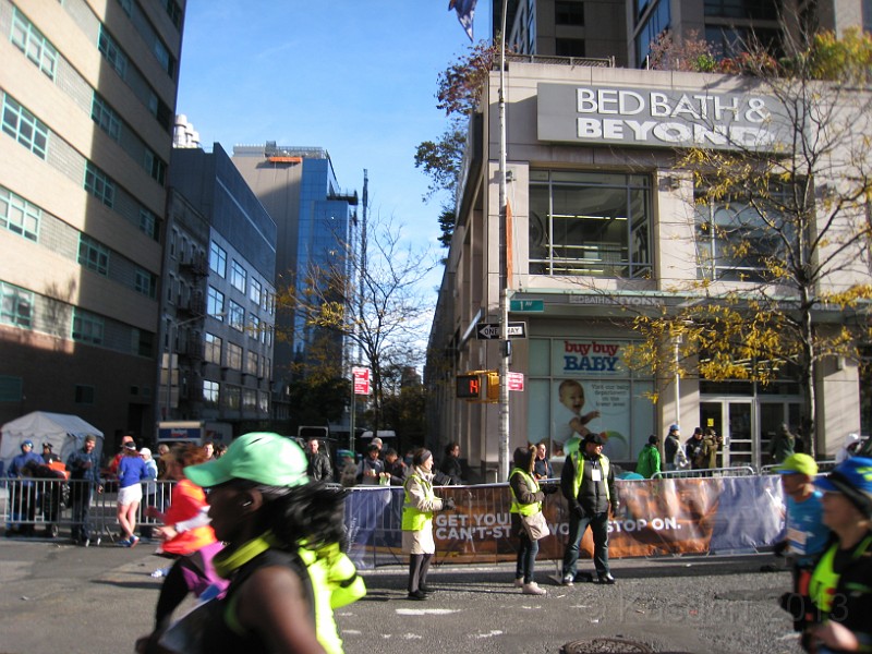 2014 NYRR Marathon 0419.jpg - The 2014 New York Marathon on November 2nd. A cold and blustery day.